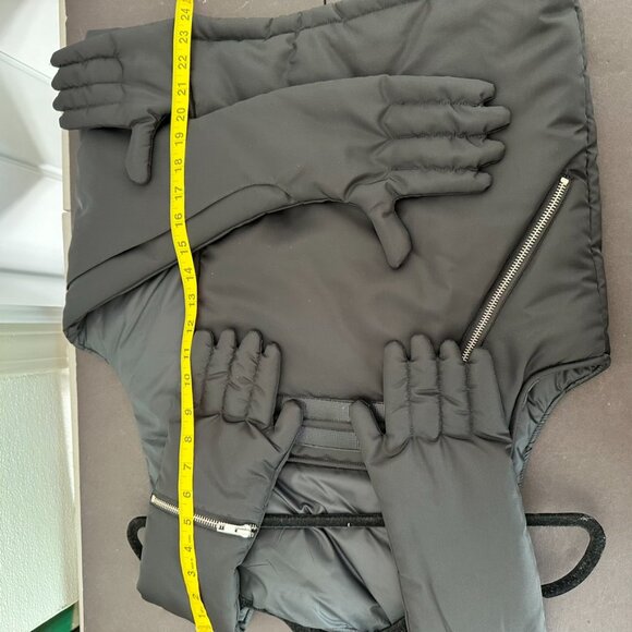 HXH Black Hug Hands Vest RARE Unique Piece Size M - Picture 8 of 9